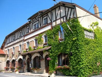 Val Des Bois Bed & Breakfast Warmeriville Exterior photo